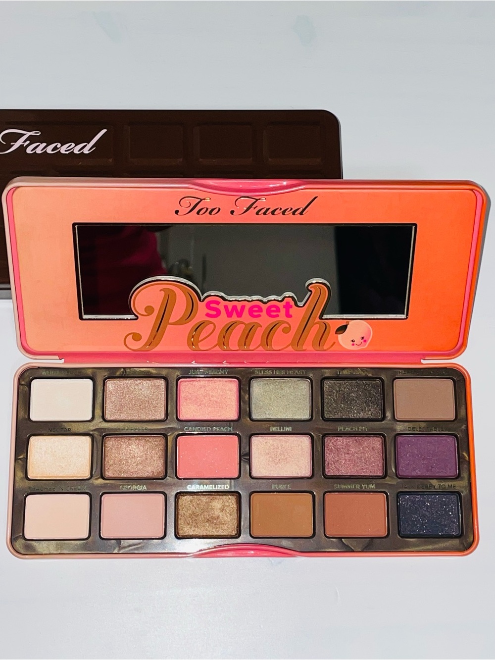 Too Faced Chocolate Bar & Sweet Peach Eyeshadow Palette Bundle + Brush - Picture 5 of 8